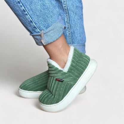 ComfyWear Slipper™ | Przytulne ciepło przez całą zimę