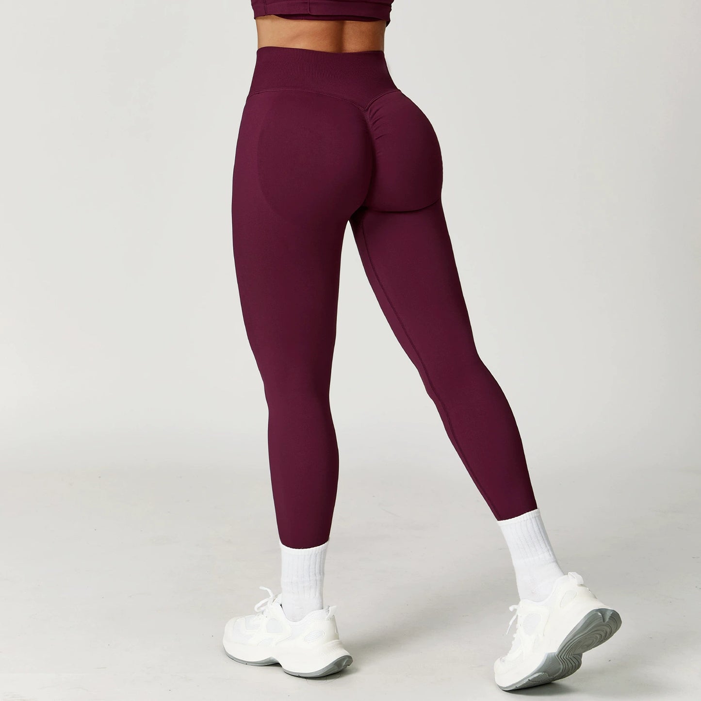 Gerippte Elevate Leggings | mit mittlerem Bund und formendem Schnitt