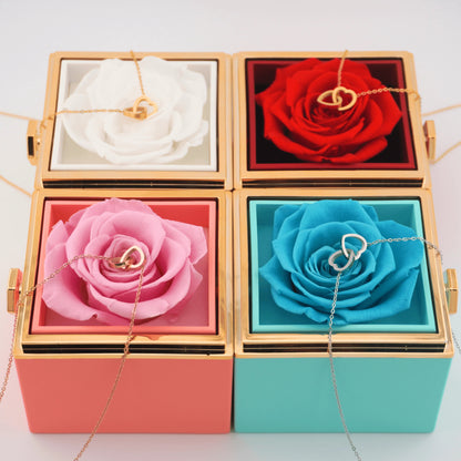 Ewige Rose mit Halsband
